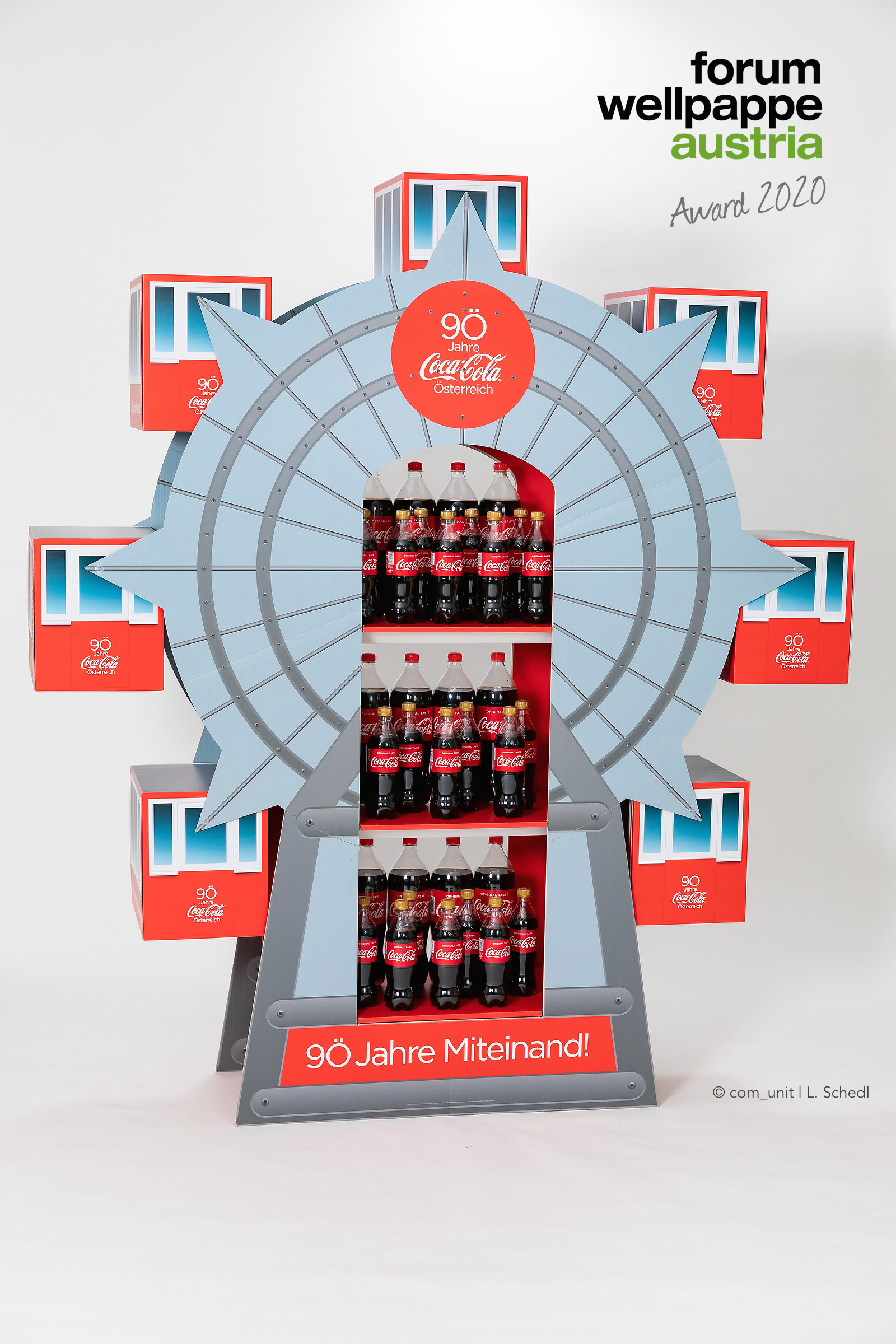 waa2020-cocacolariesenrad-gewinner-displays-mvg-c-comunit-l.schedl